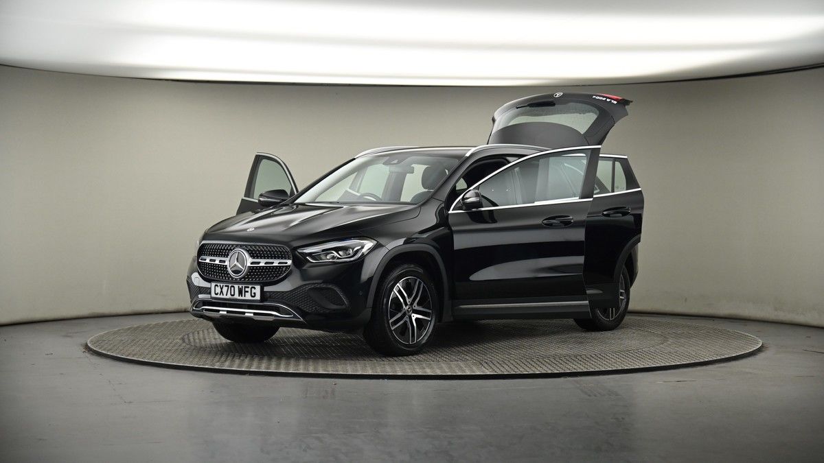 More views of Mercedes-Benz GLA