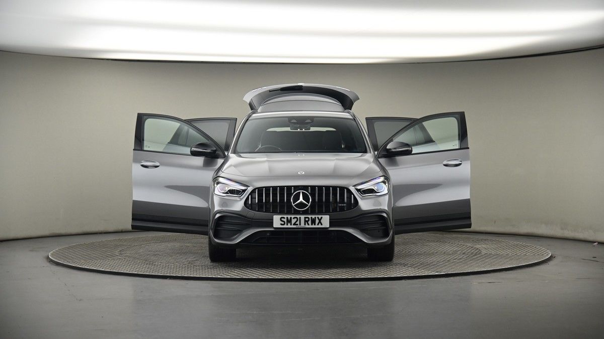 More views of Mercedes-Benz GLA