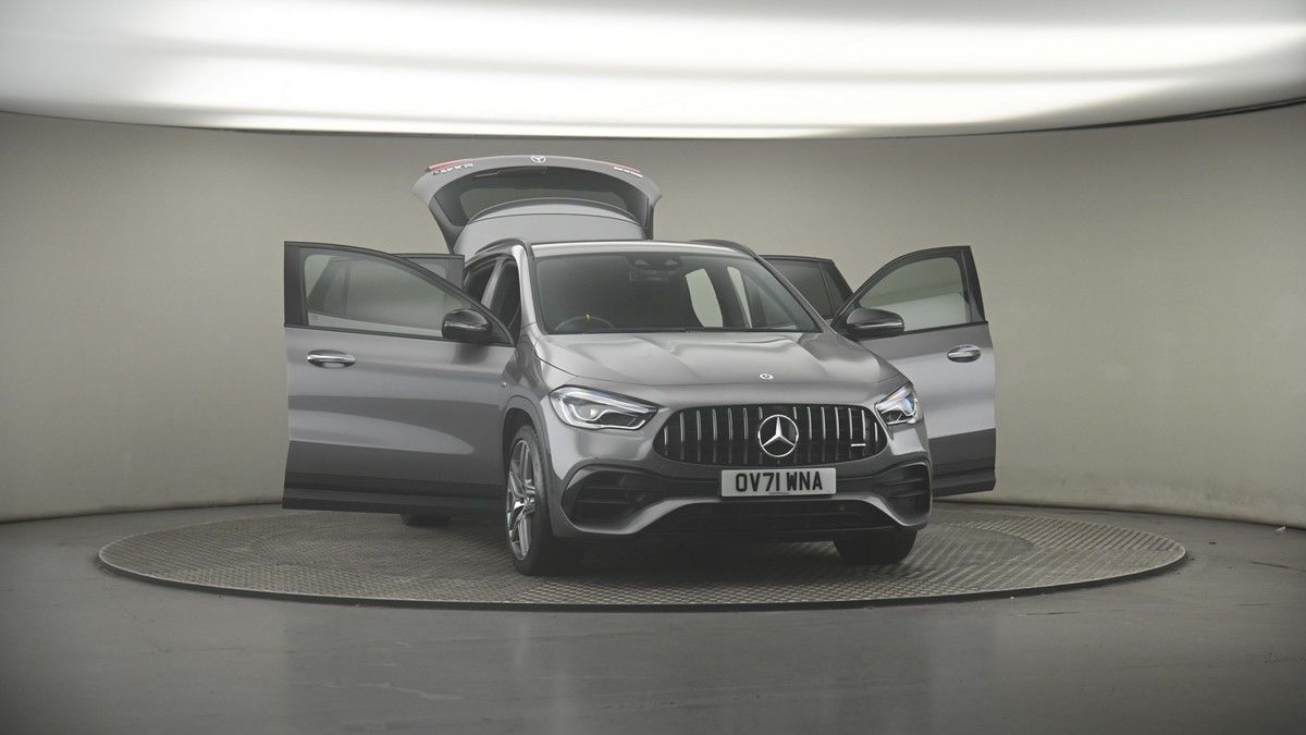 More views of Mercedes-Benz GLA