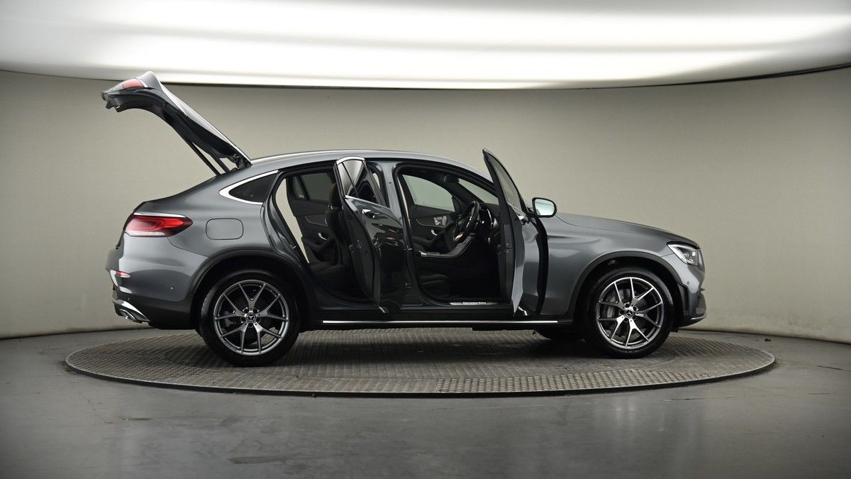 More views of Mercedes-Benz GLC