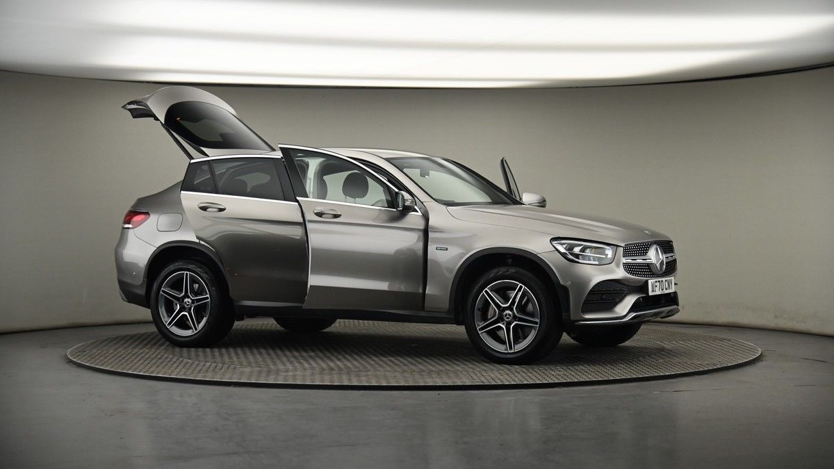 More views of Mercedes-Benz GLC