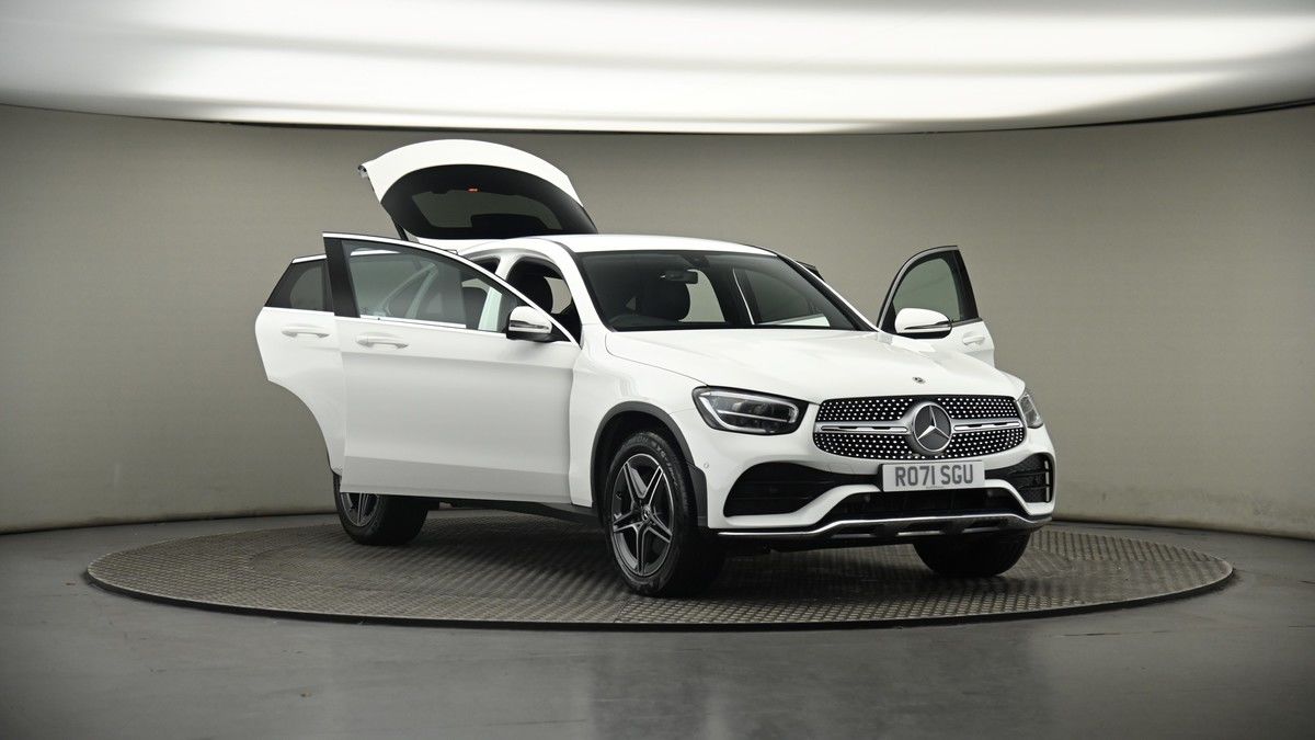 More views of Mercedes-Benz GLC