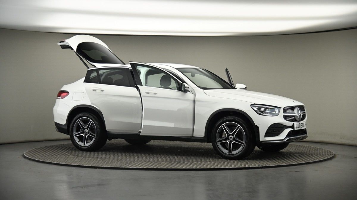 More views of Mercedes-Benz GLC