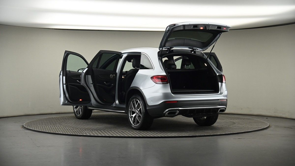 Mercedes-Benz GLC Image 8