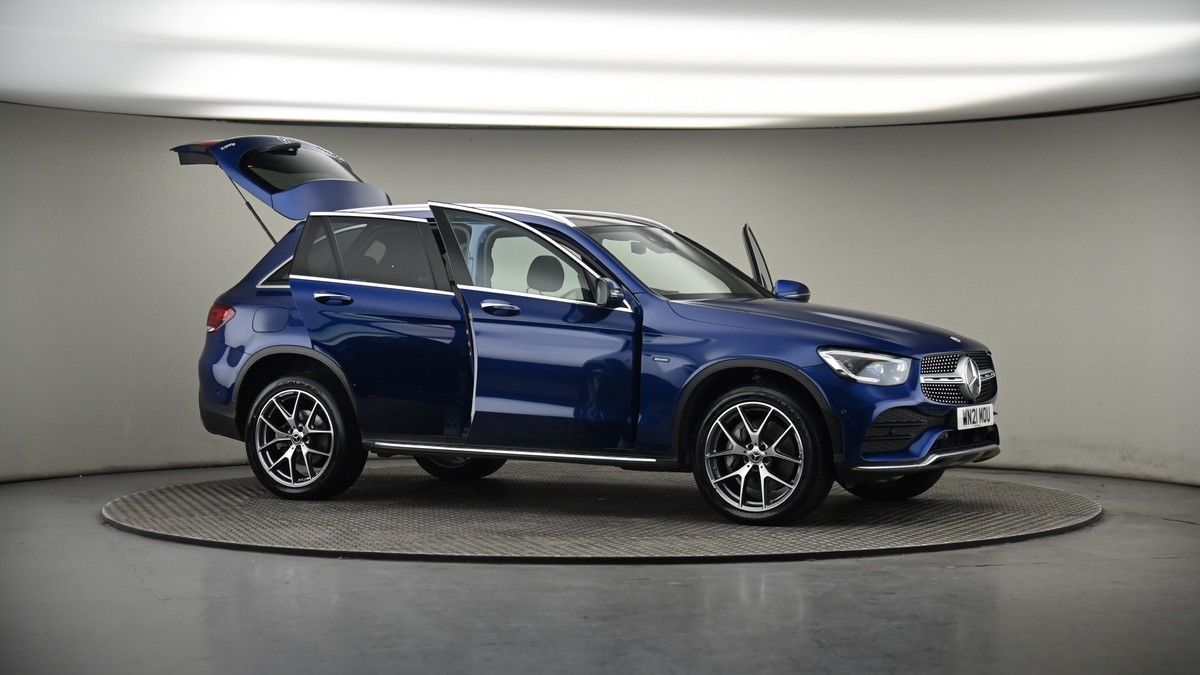 More views of Mercedes-Benz GLC