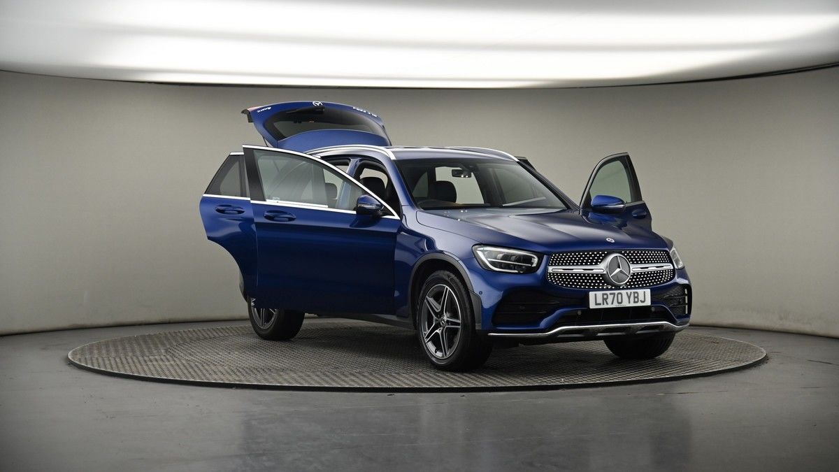 More views of Mercedes-Benz GLC