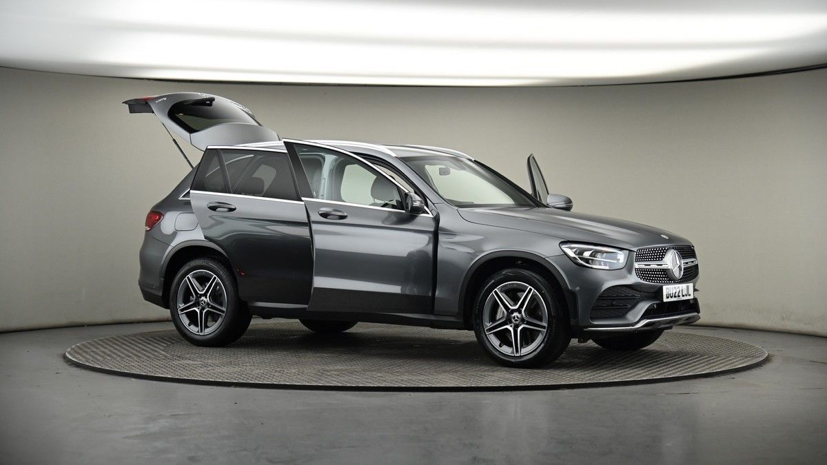 More views of Mercedes-Benz GLC