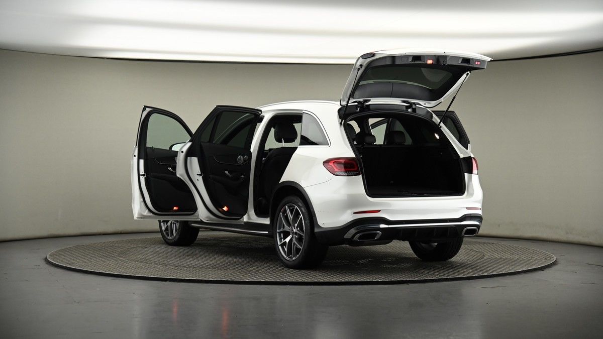 Mercedes-Benz GLC Image 9