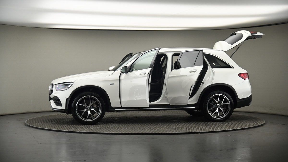 More views of Mercedes-Benz GLC