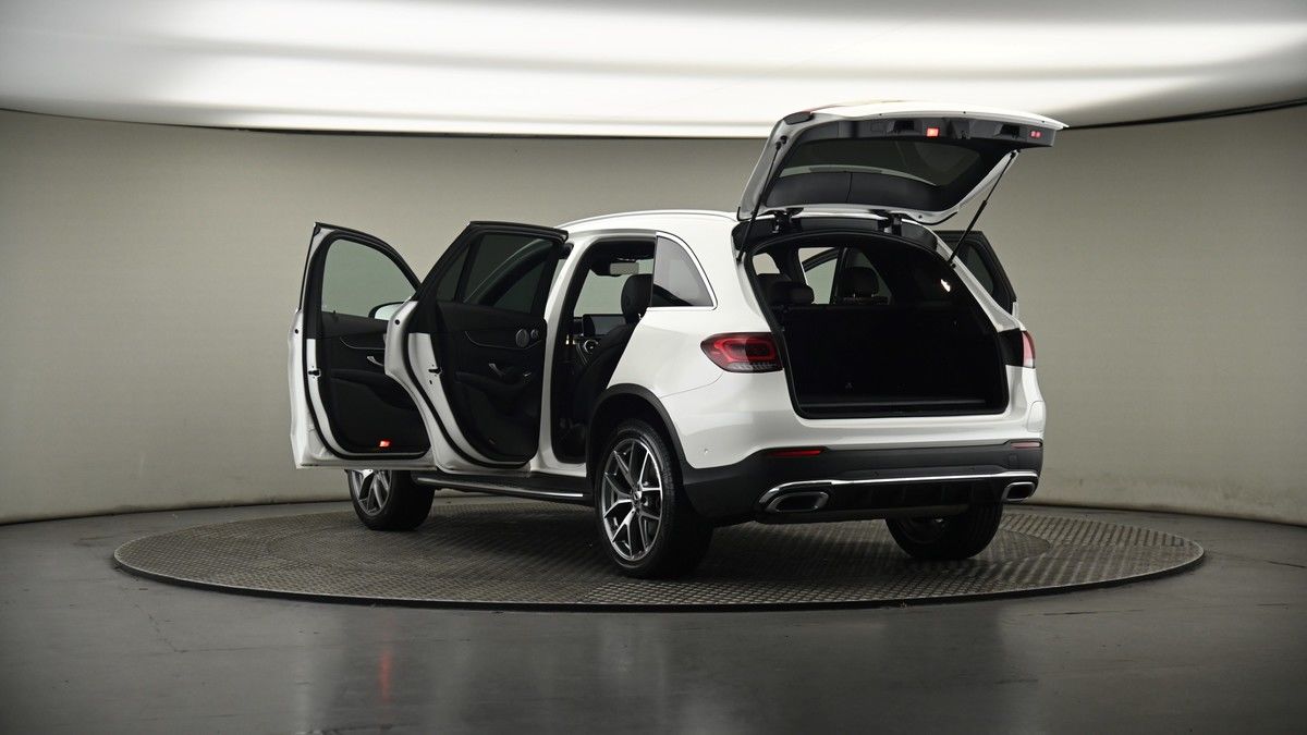 Mercedes-Benz GLC Image 8