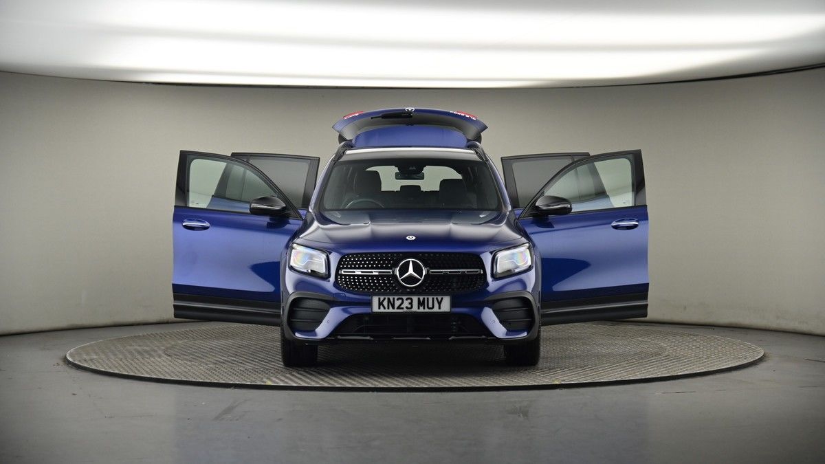 More views of Mercedes-Benz GLB