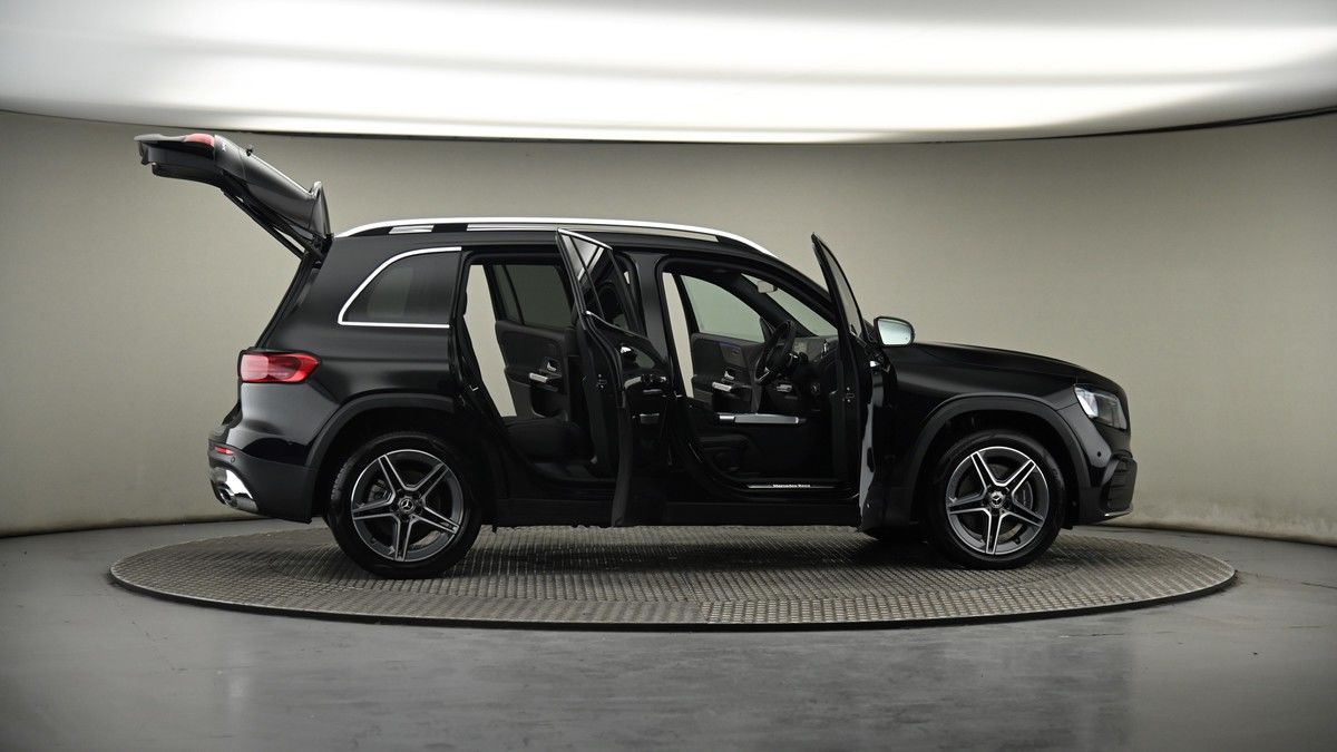 More views of Mercedes-Benz GLB