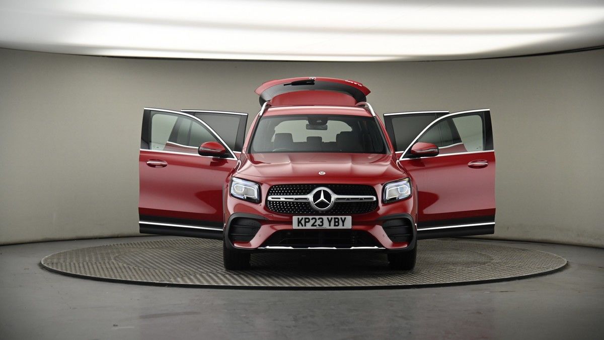 More views of Mercedes-Benz GLB