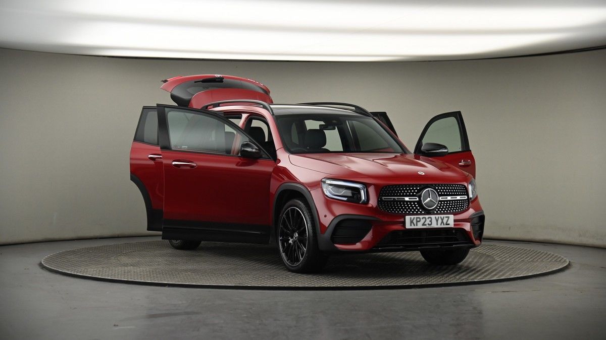 More views of Mercedes-Benz GLB