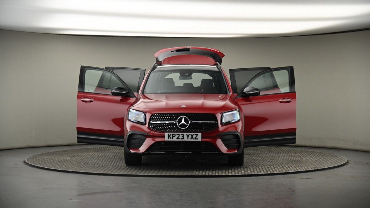 More views of Mercedes-Benz GLB