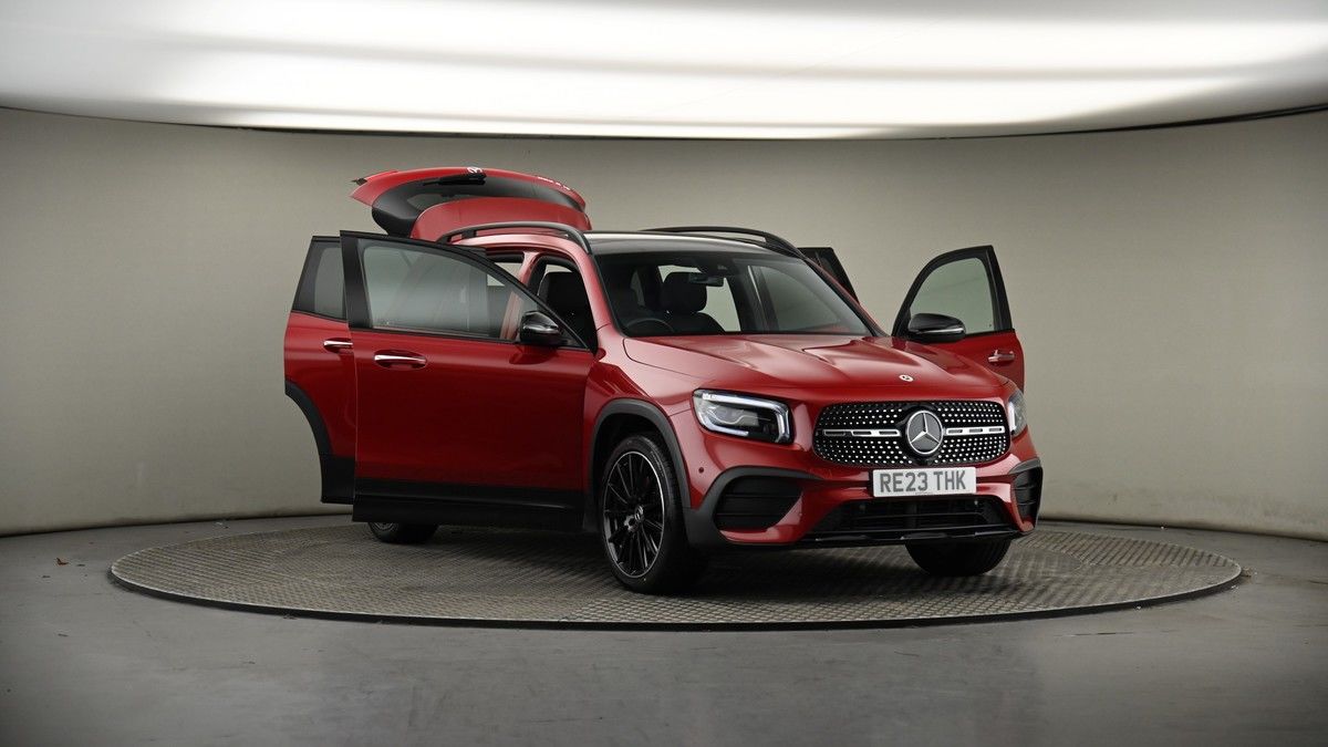 More views of Mercedes-Benz GLB