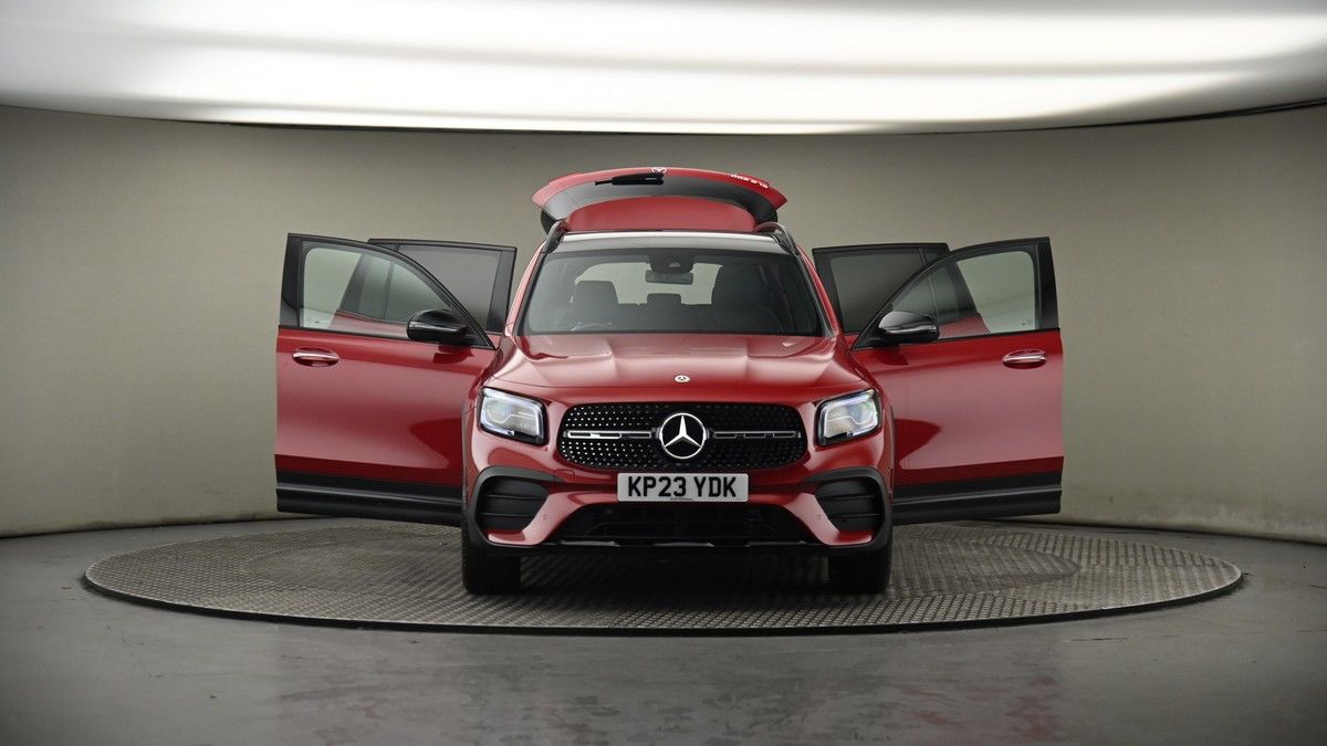 More views of Mercedes-Benz GLB