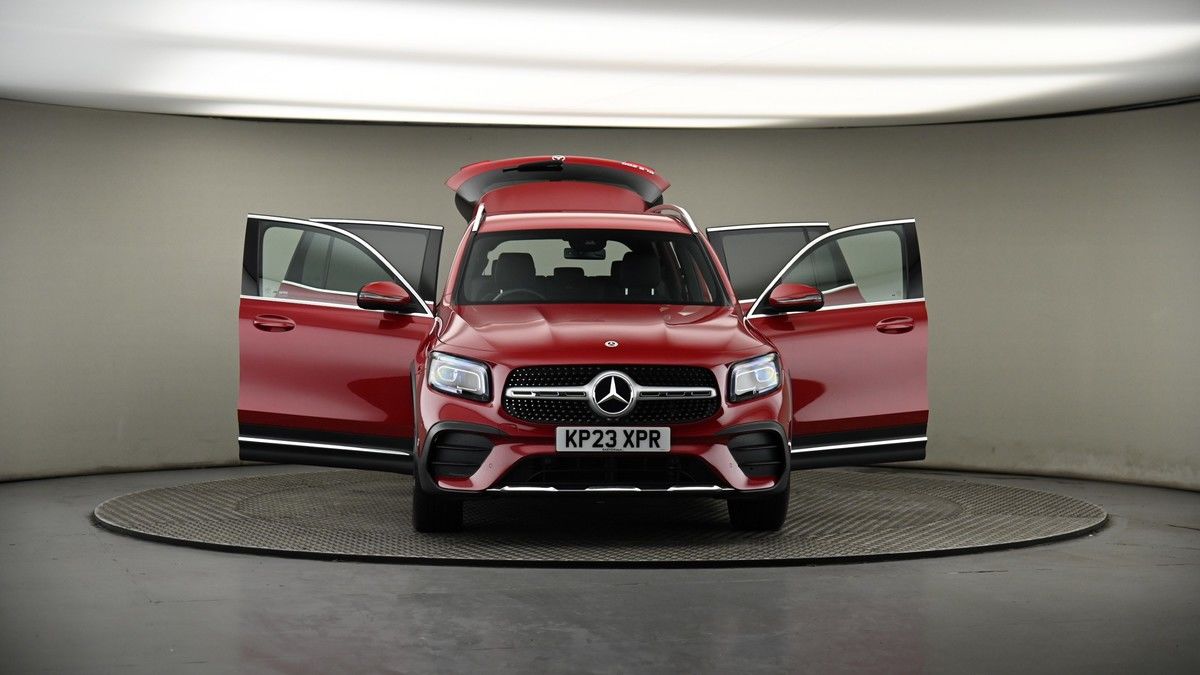 More views of Mercedes-Benz GLB