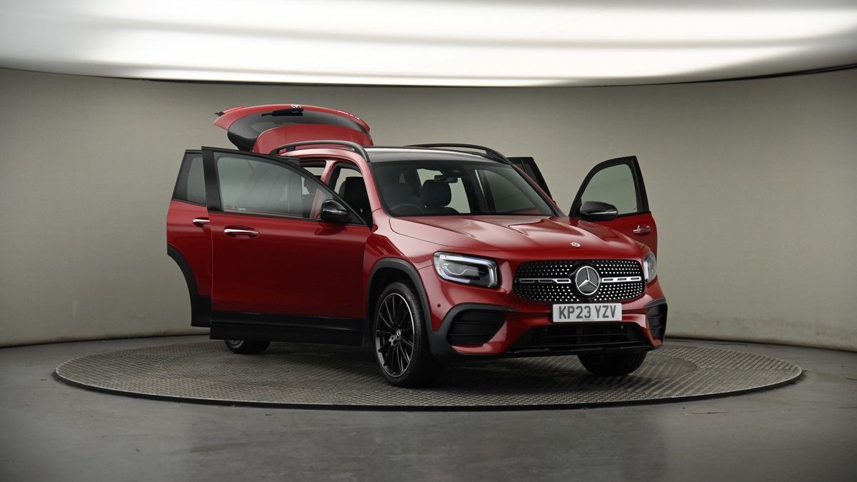 More views of Mercedes-Benz GLB