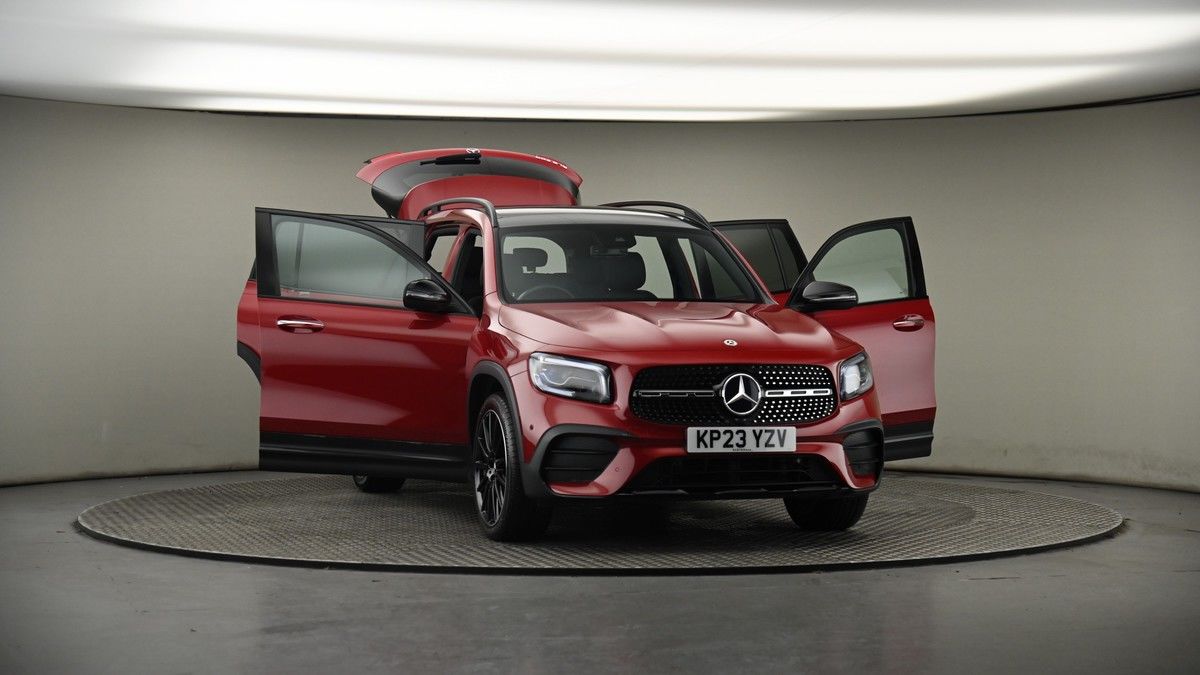 More views of Mercedes-Benz GLB