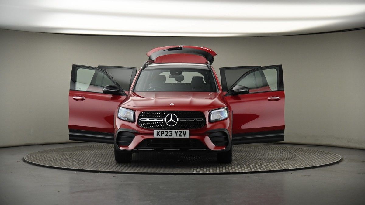 More views of Mercedes-Benz GLB