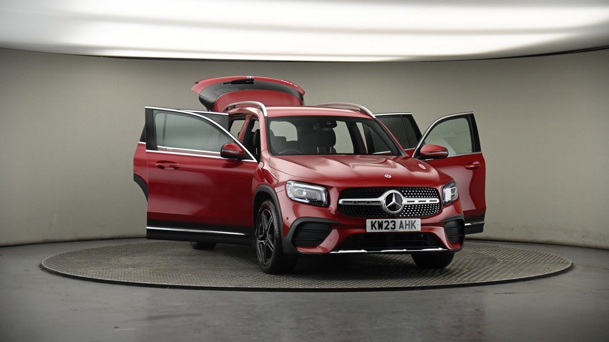 More views of Mercedes-Benz GLB