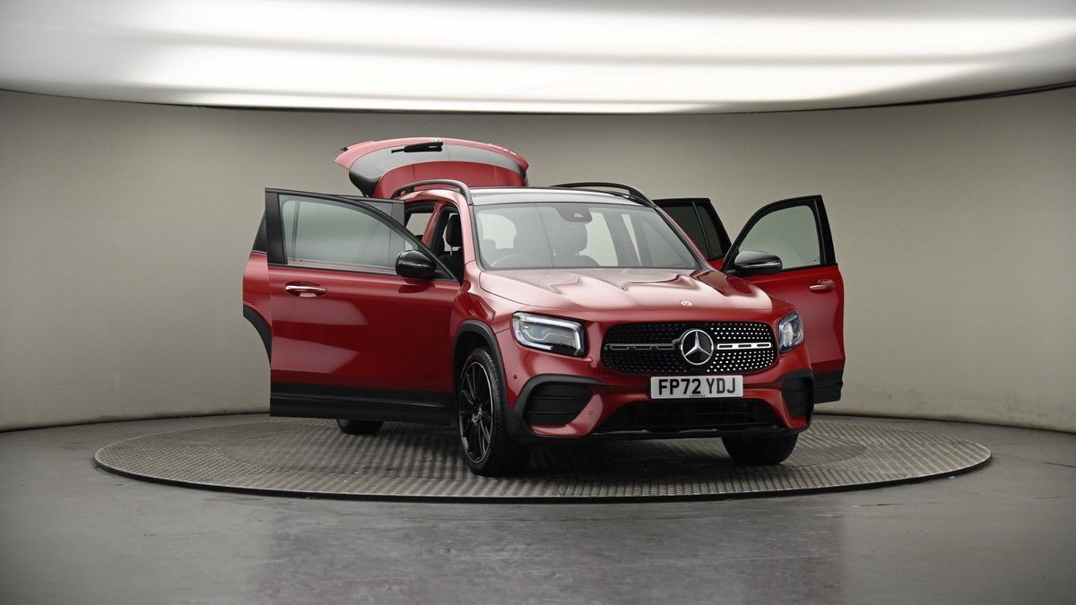 More views of Mercedes-Benz GLB