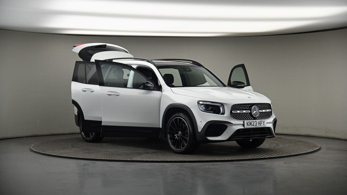 More views of Mercedes-Benz GLB