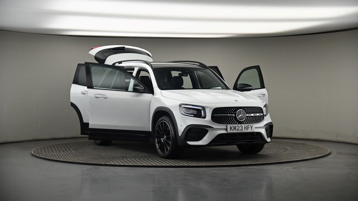 More views of Mercedes-Benz GLB