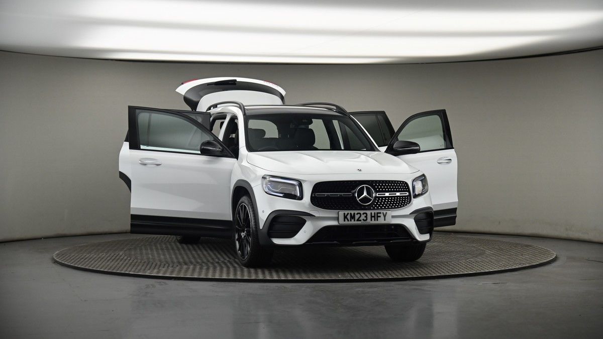 More views of Mercedes-Benz GLB