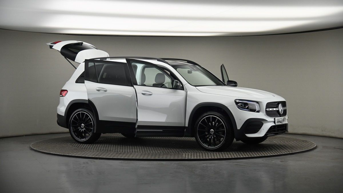 More views of Mercedes-Benz GLB