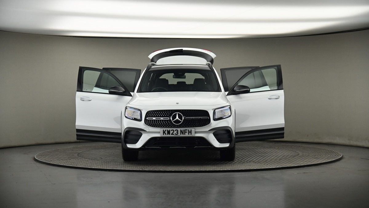 More views of Mercedes-Benz GLB