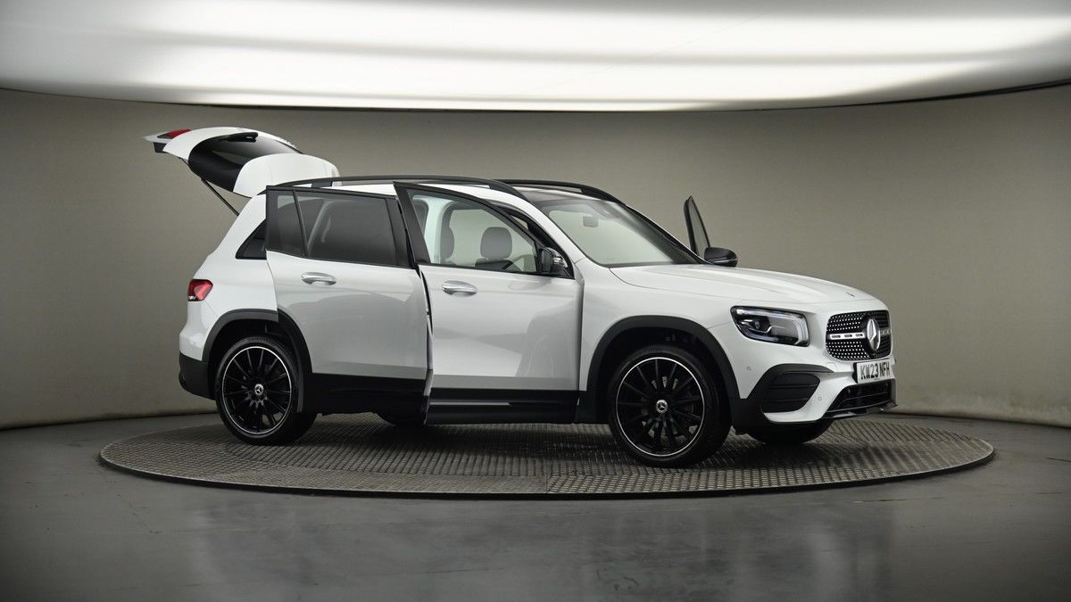 More views of Mercedes-Benz GLB