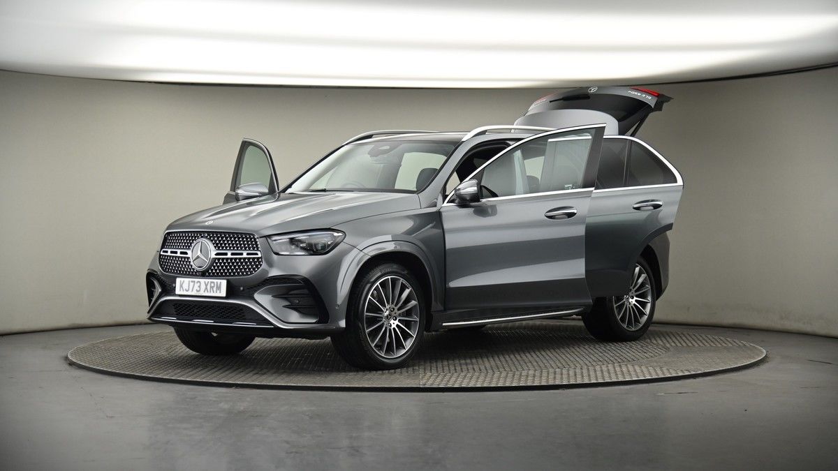 More views of Mercedes-Benz GLE