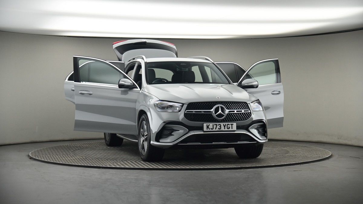 More views of Mercedes-Benz GLE