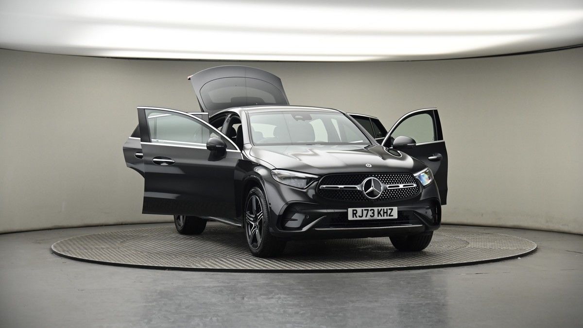 More views of Mercedes-Benz GLC