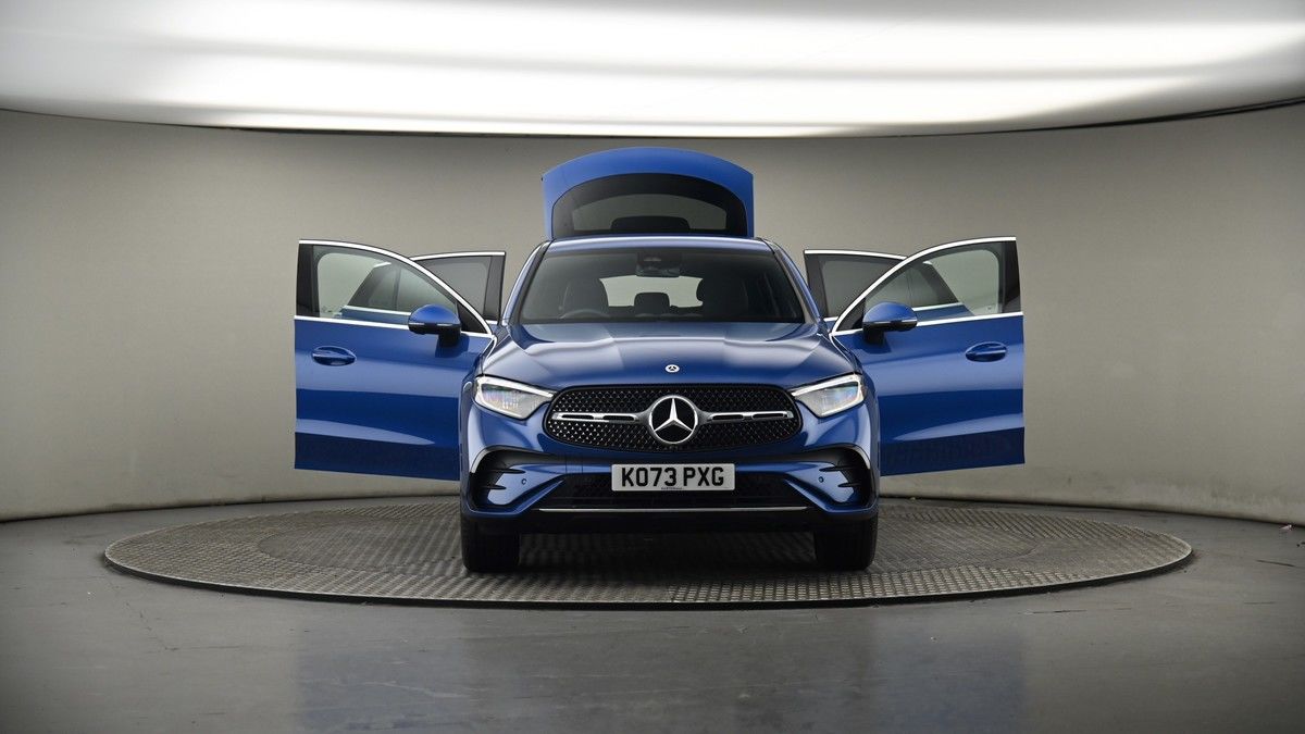 More views of Mercedes-Benz GLC