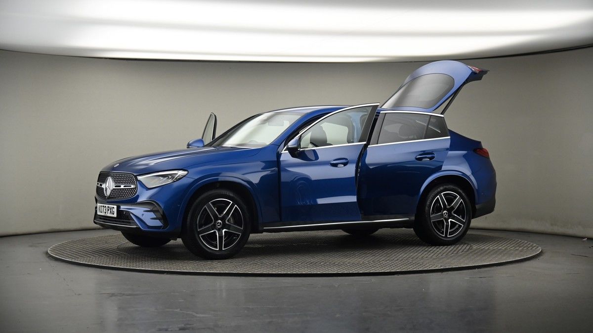 More views of Mercedes-Benz GLC