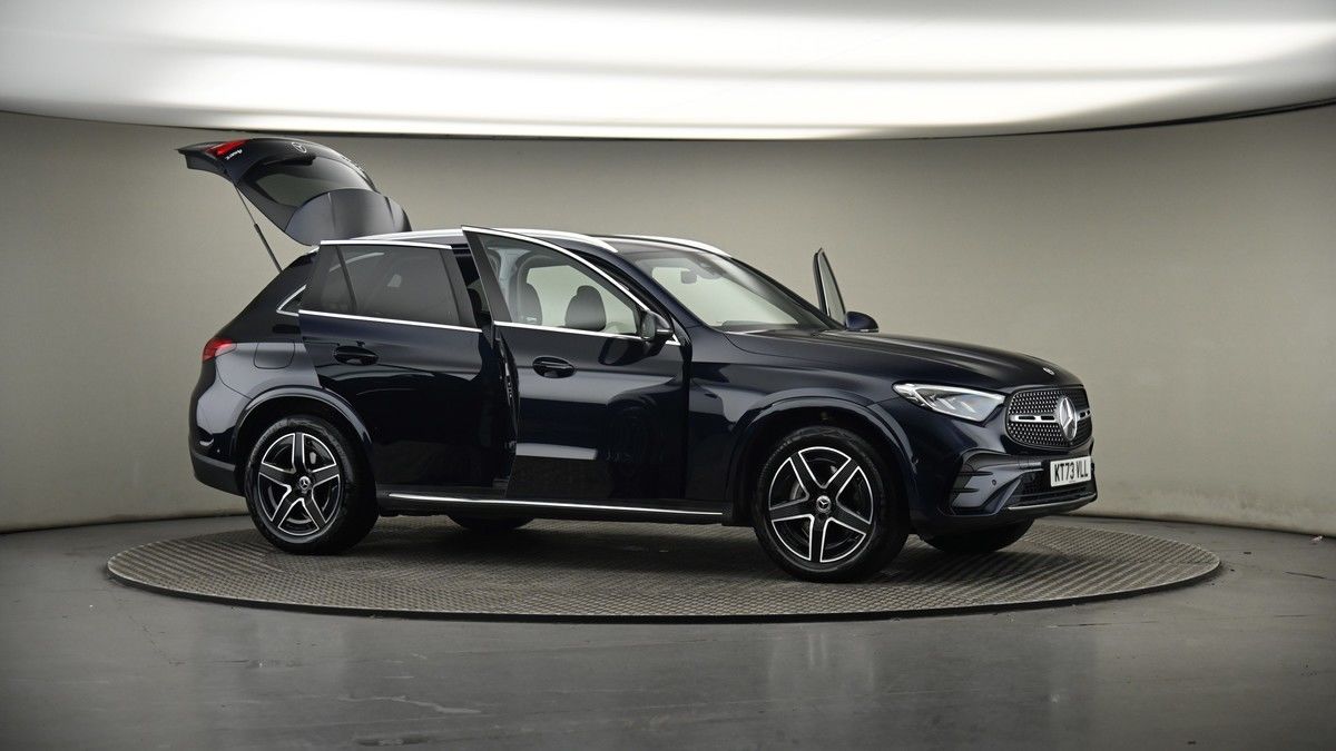 More views of Mercedes-Benz GLC