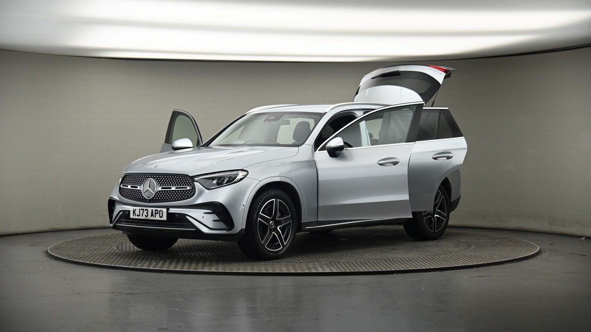 More views of Mercedes-Benz GLC