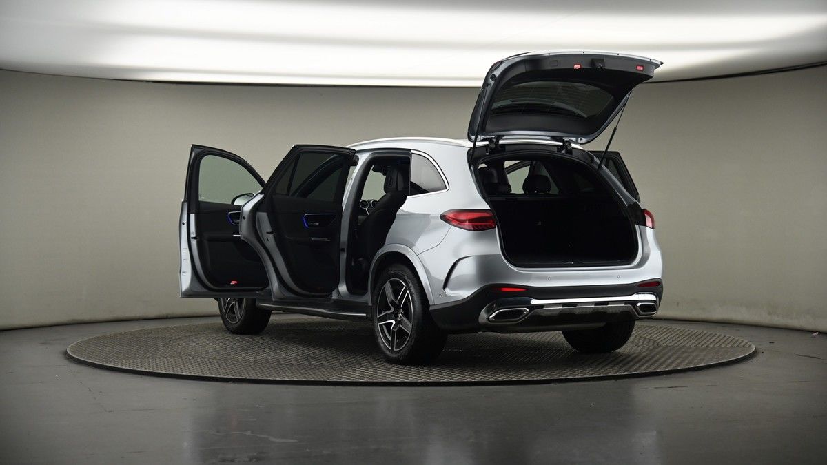 Mercedes-Benz GLC Image 8