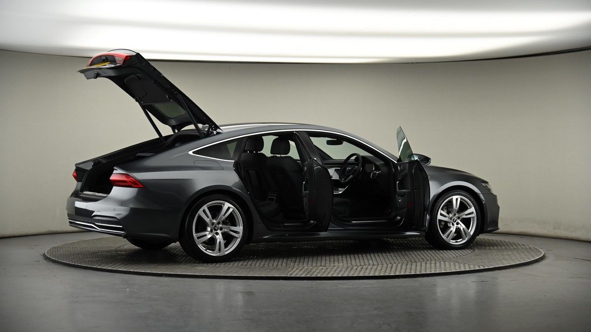 More views of Audi A7