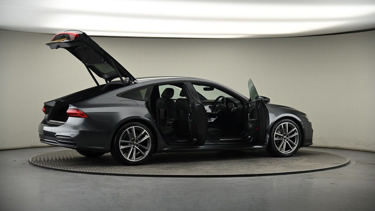 More views of Audi A7