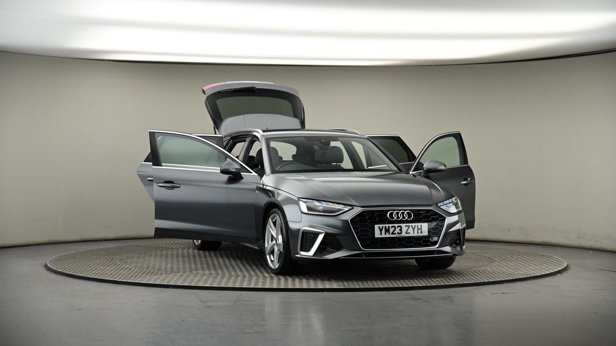 More views of Audi A4 Avant