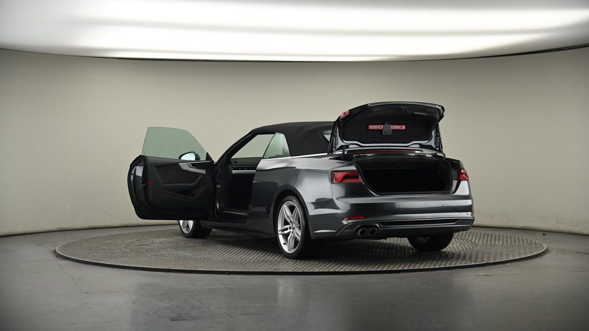 Audi A5 Cabriolet Image 8