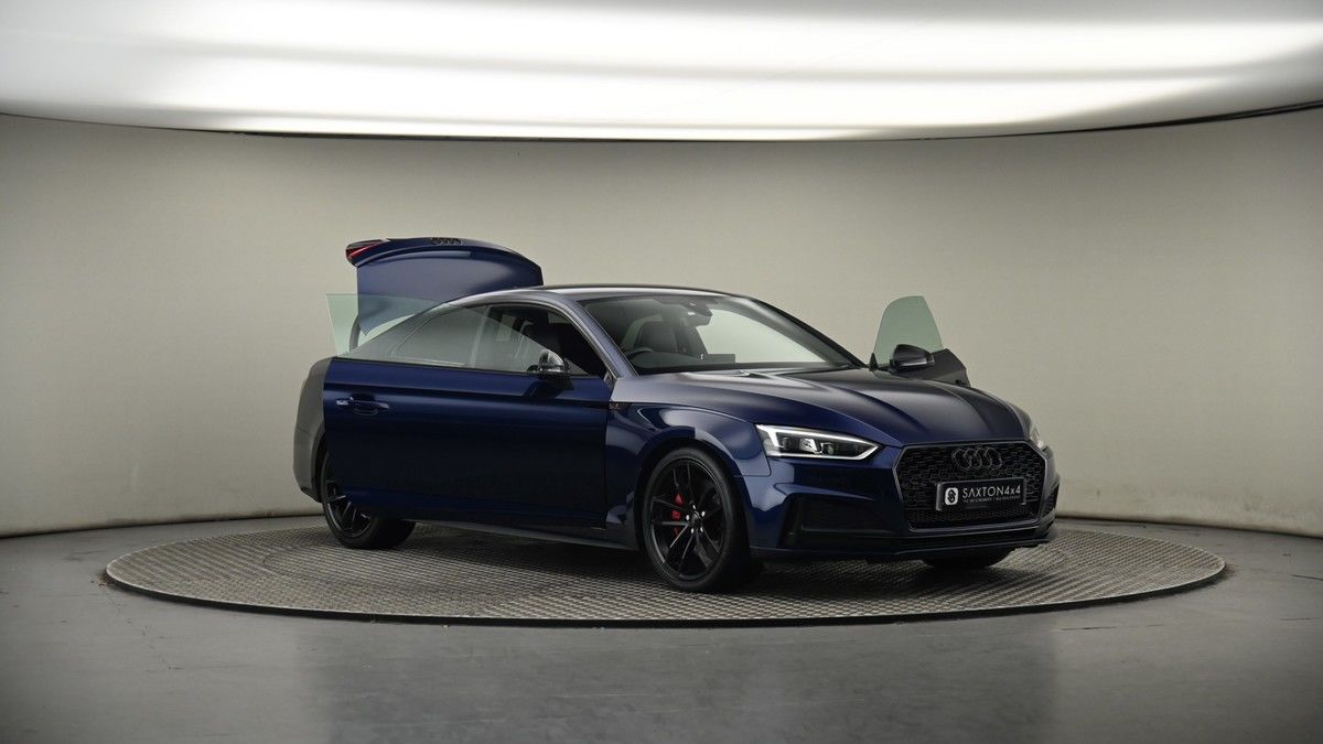 More views of Audi S5