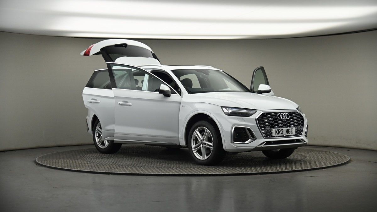 More views of Audi Q5