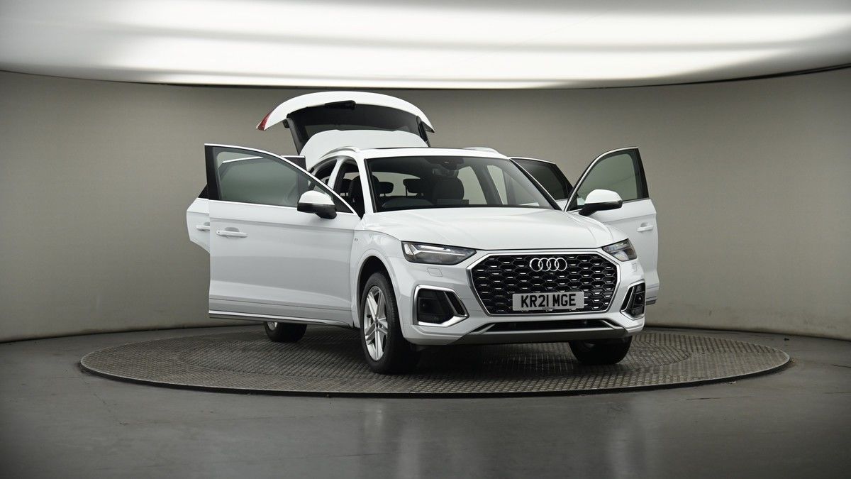 More views of Audi Q5