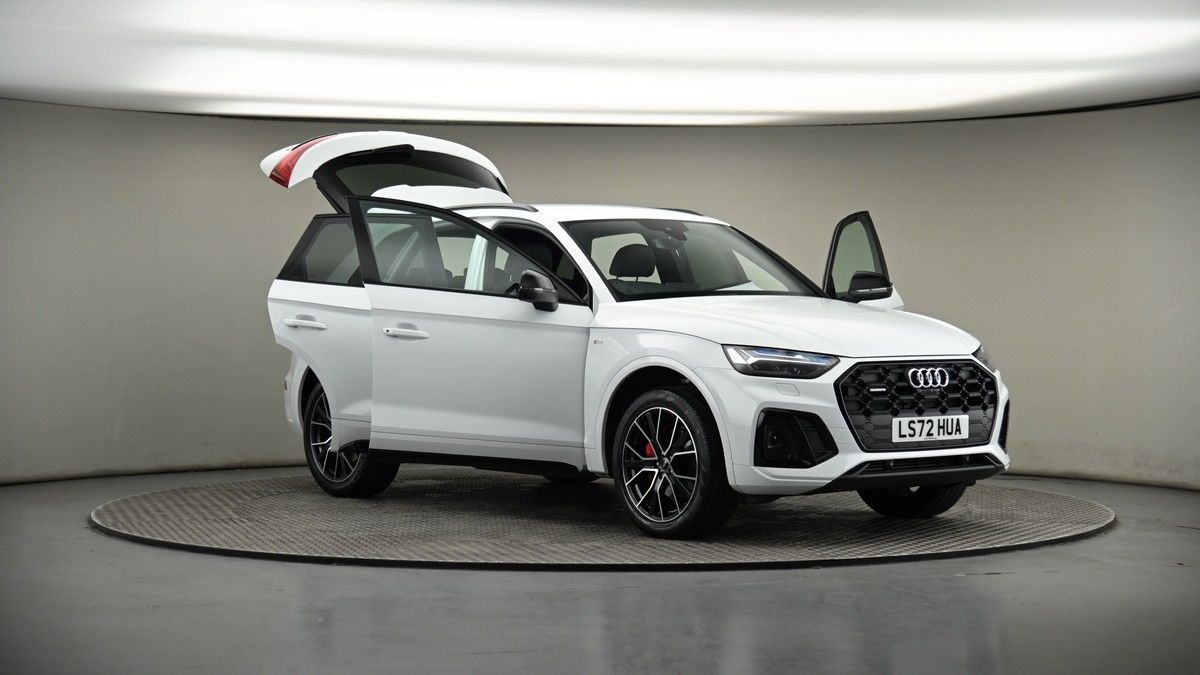 More views of Audi Q5