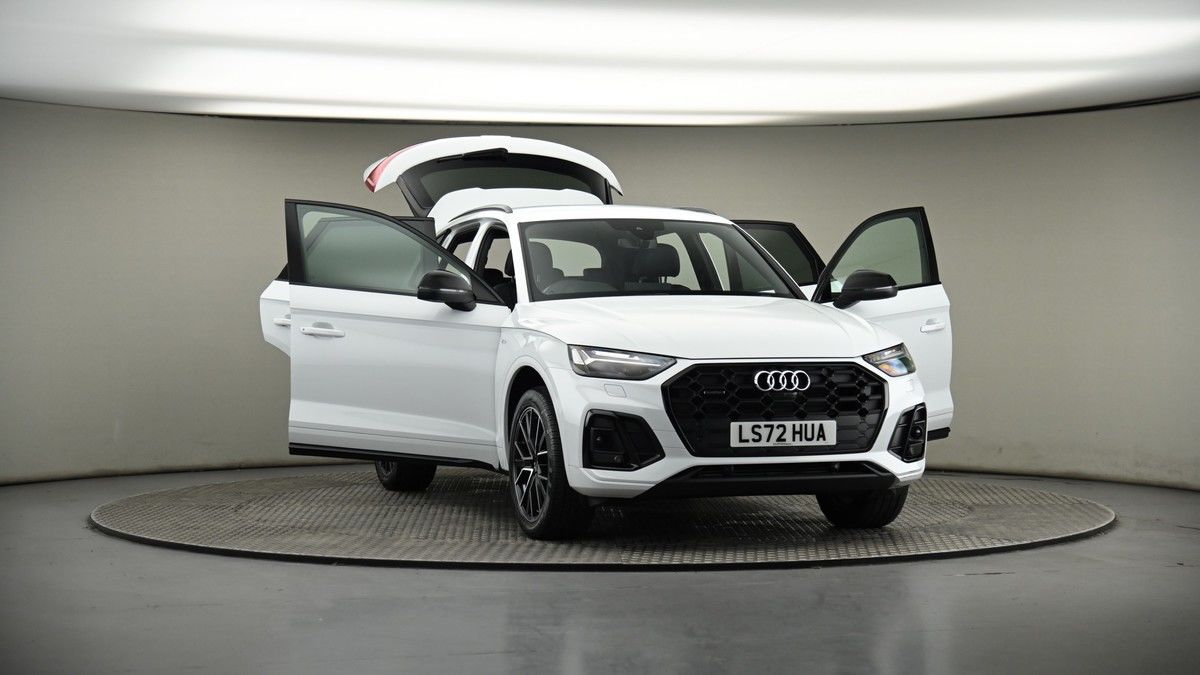 More views of Audi Q5